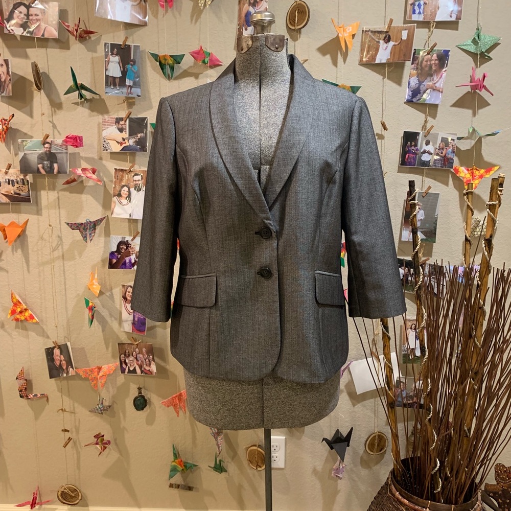 Exquisitely Tailored Power Blazer